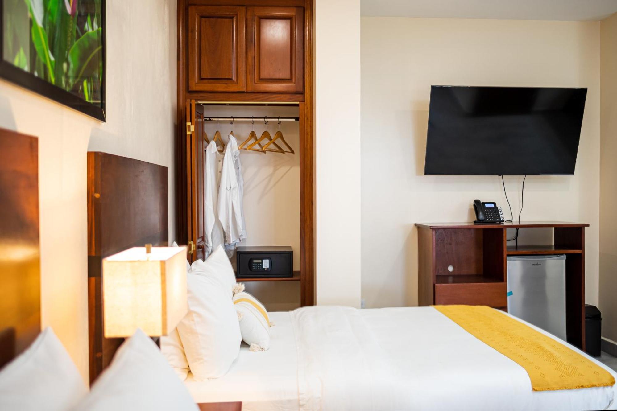 The West House Boutique Hotel San Ignacio Zewnętrze zdjęcie
